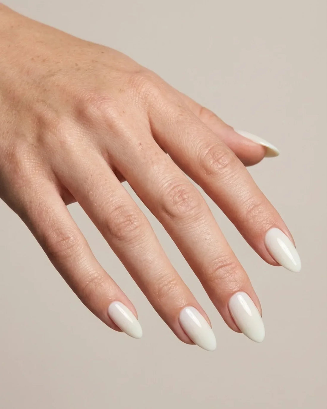 Appliquer du Polygel en 7 étapes : Le guide complet pour des ongles parfaits